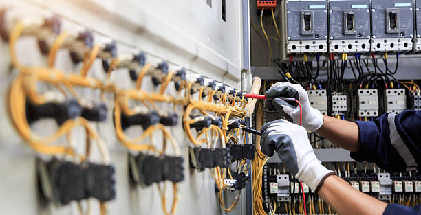 Professional Electrician technician working in Uvalde, TX